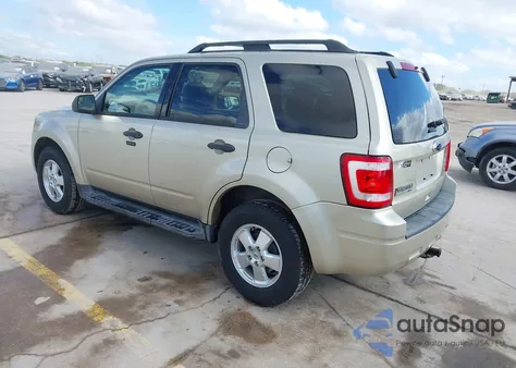 2011 Ford Escape Xlt из США, поврежденный, VIN 1FMCU0DG7BKB83862